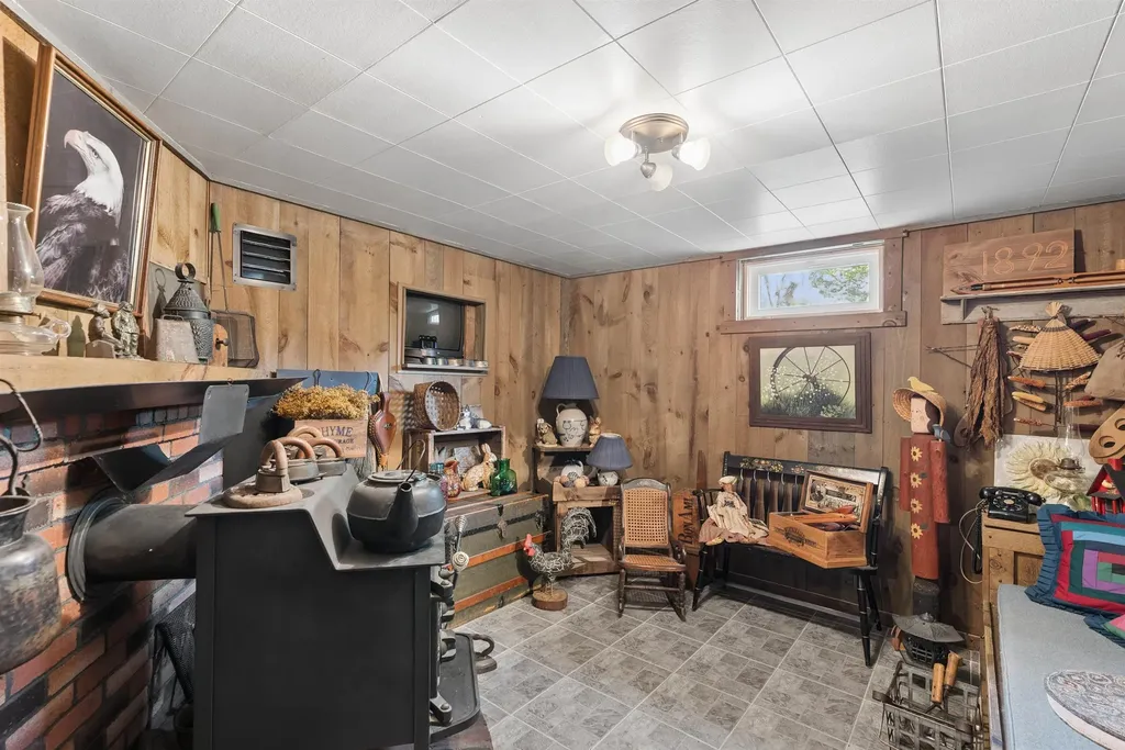 2 Elmview Circle Dover NH 03820