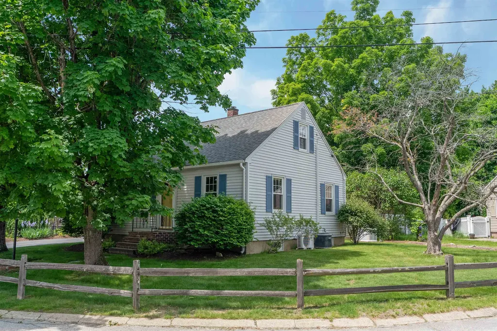2 Elmview Circle Dover NH 03820