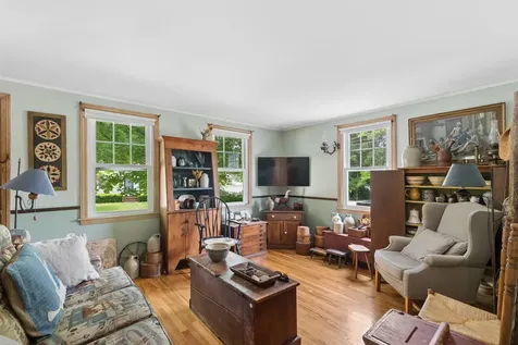 2 Elmview Circle Dover NH 03820