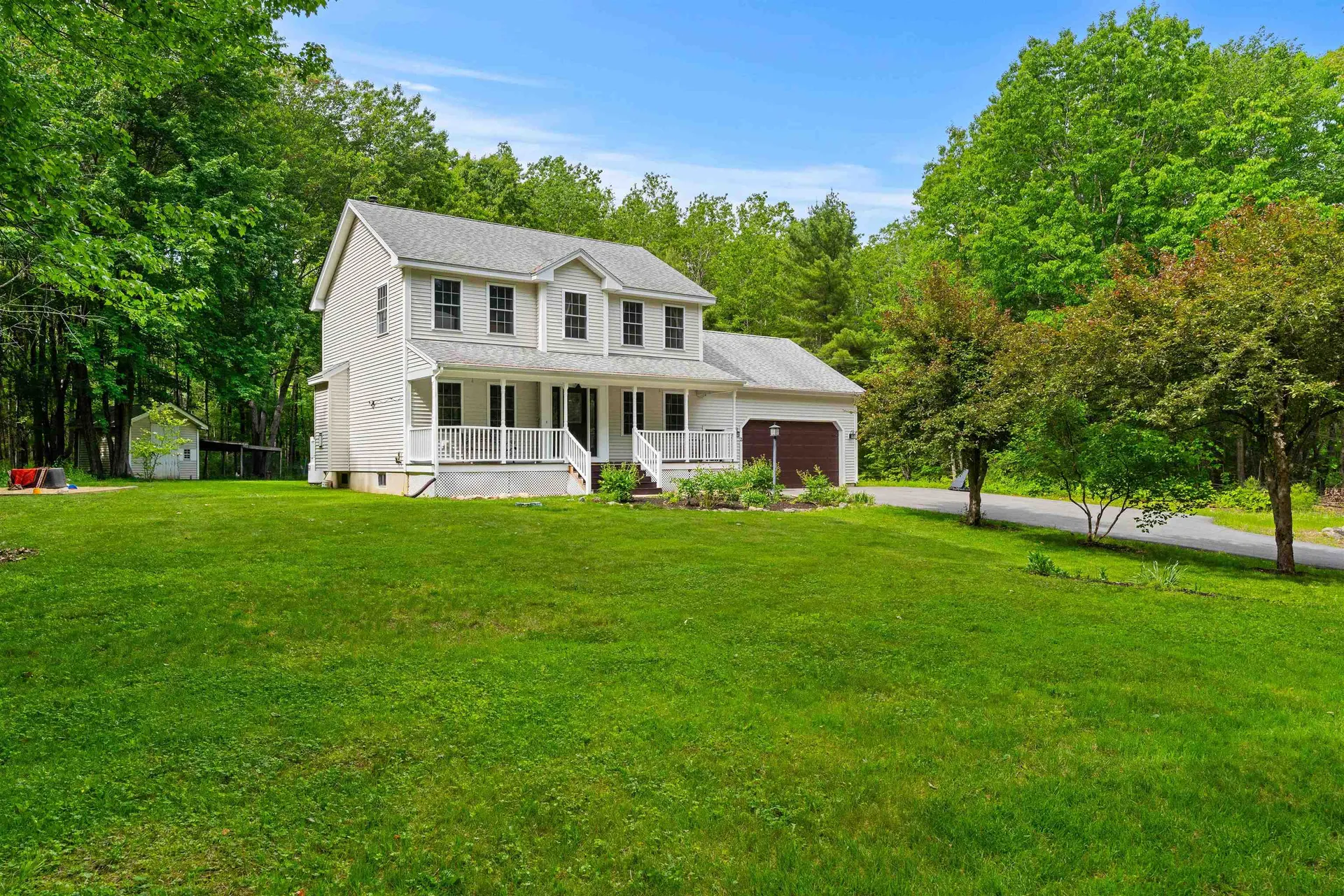 2 Cate Road Deerfield NH 03037