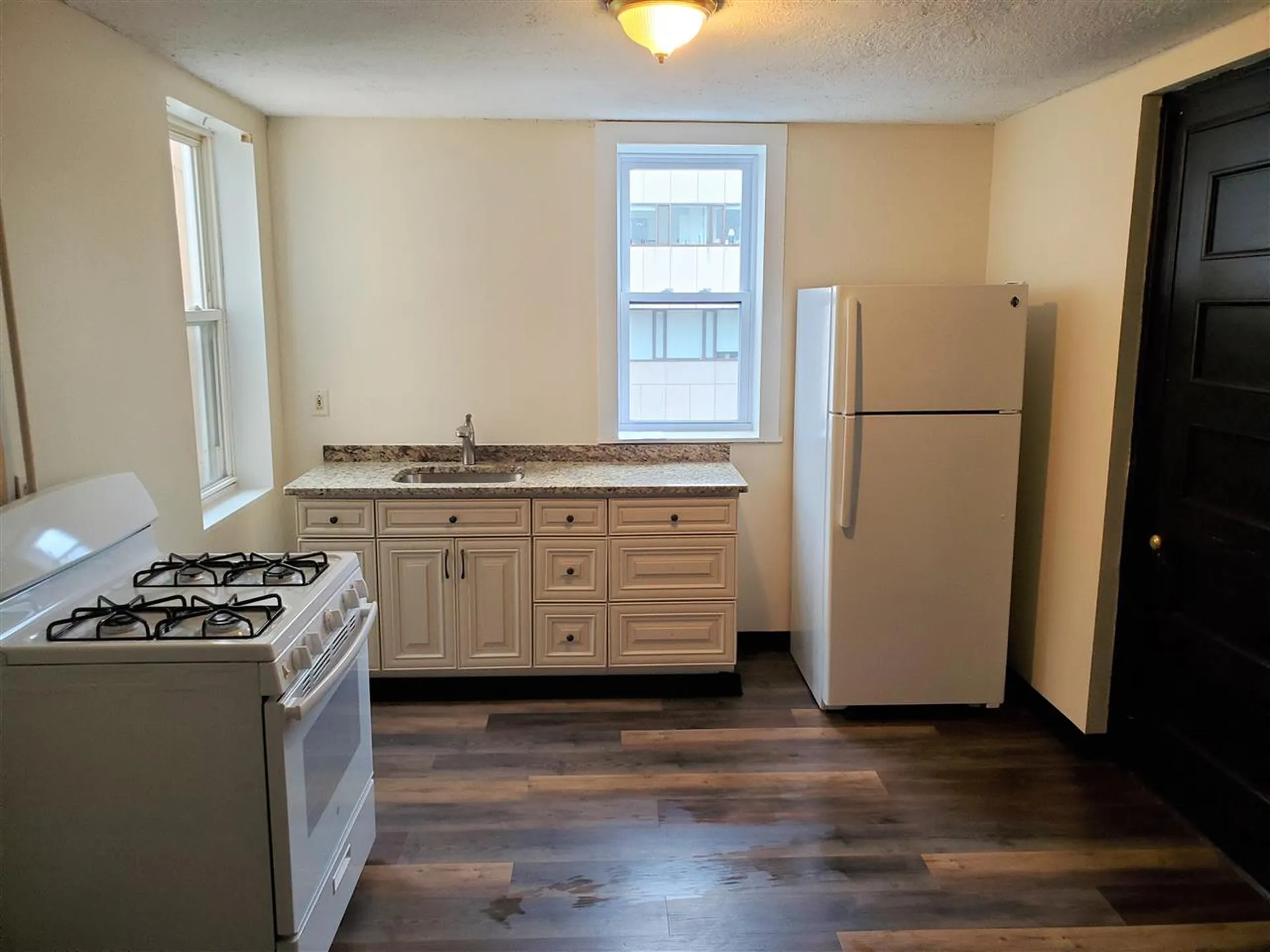 819 Elm Street Manchester NH 03101