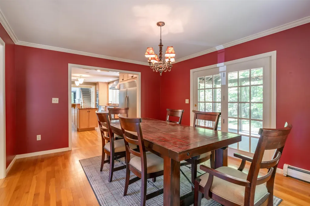 67 Sargent Road Hollis NH 03049