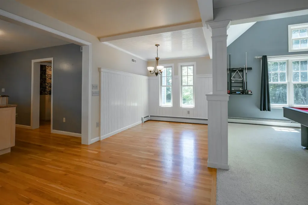 67 Sargent Road Hollis NH 03049