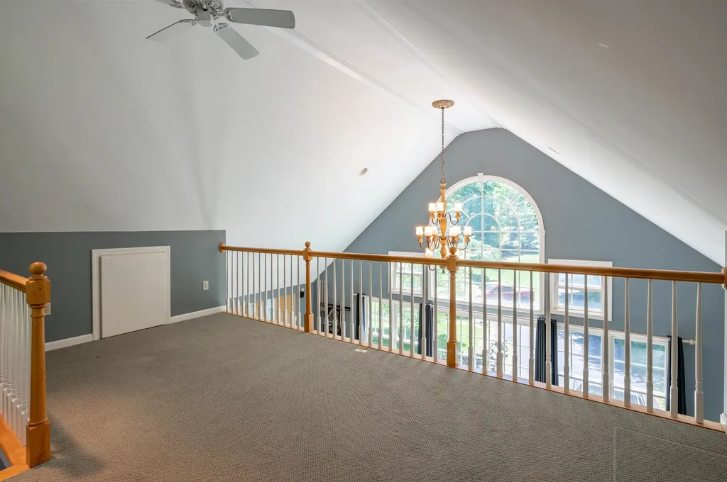 67 Sargent Road Hollis NH 03049