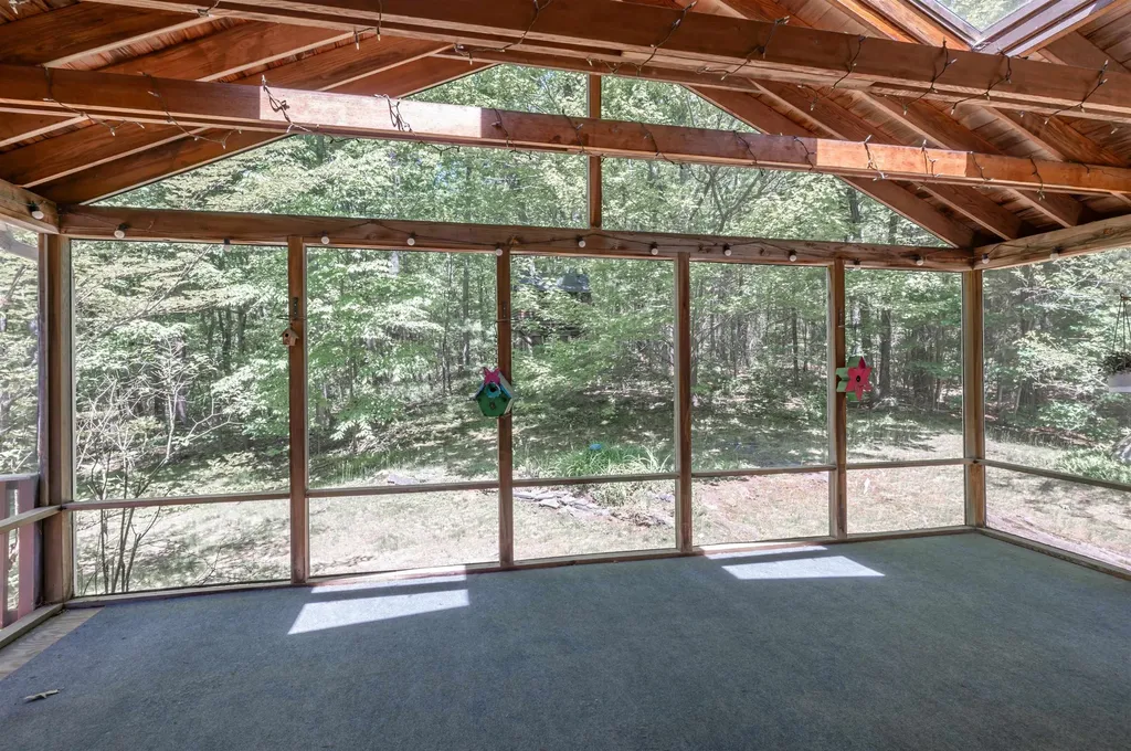 67 Sargent Road Hollis NH 03049