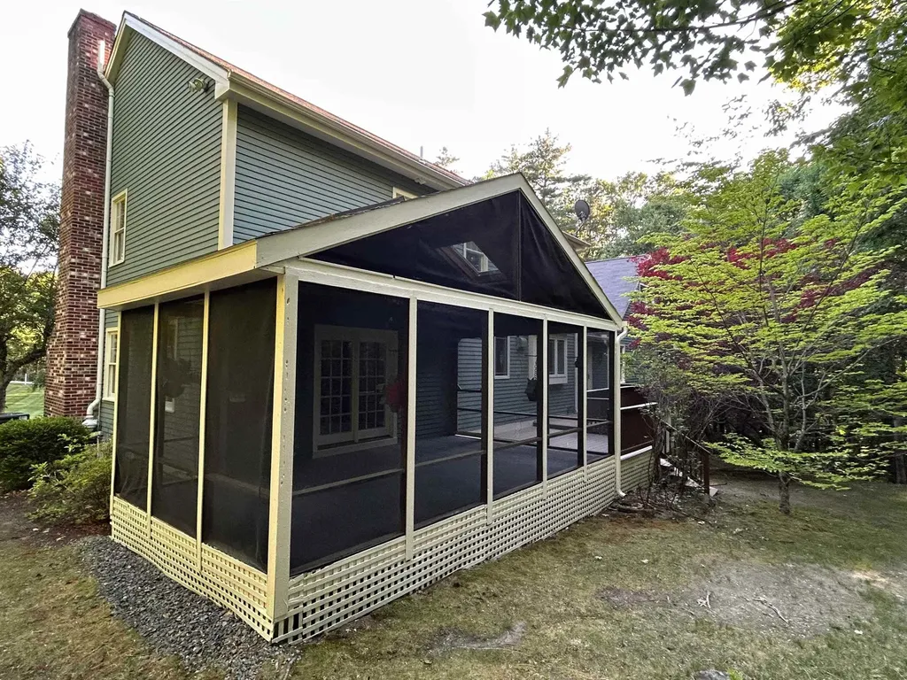 67 Sargent Road Hollis NH 03049