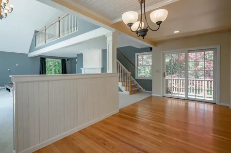 67 Sargent Road Hollis NH 03049