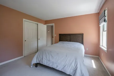 67 Sargent Road Hollis NH 03049