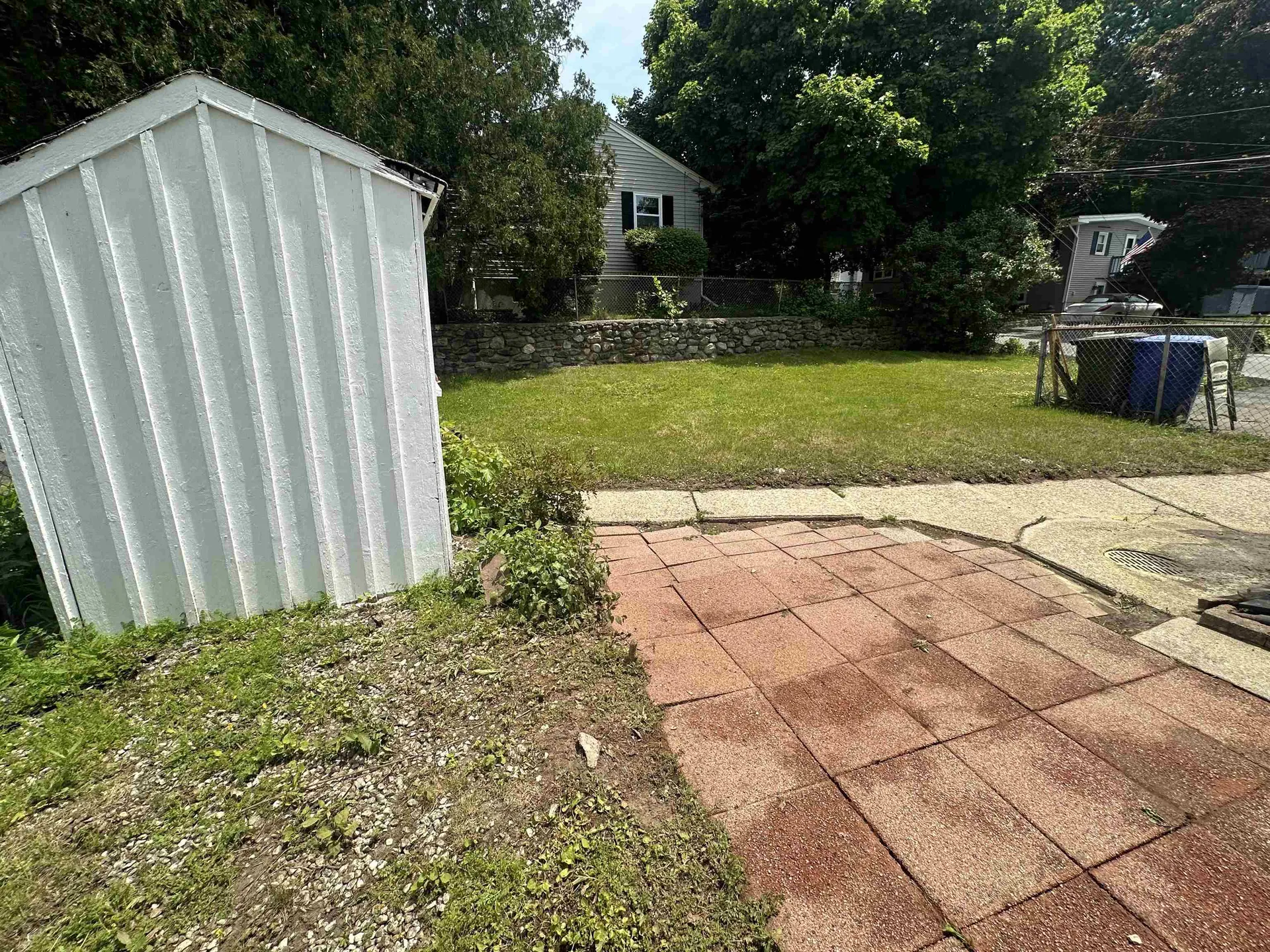 695 Calef Road Manchester NH 03103