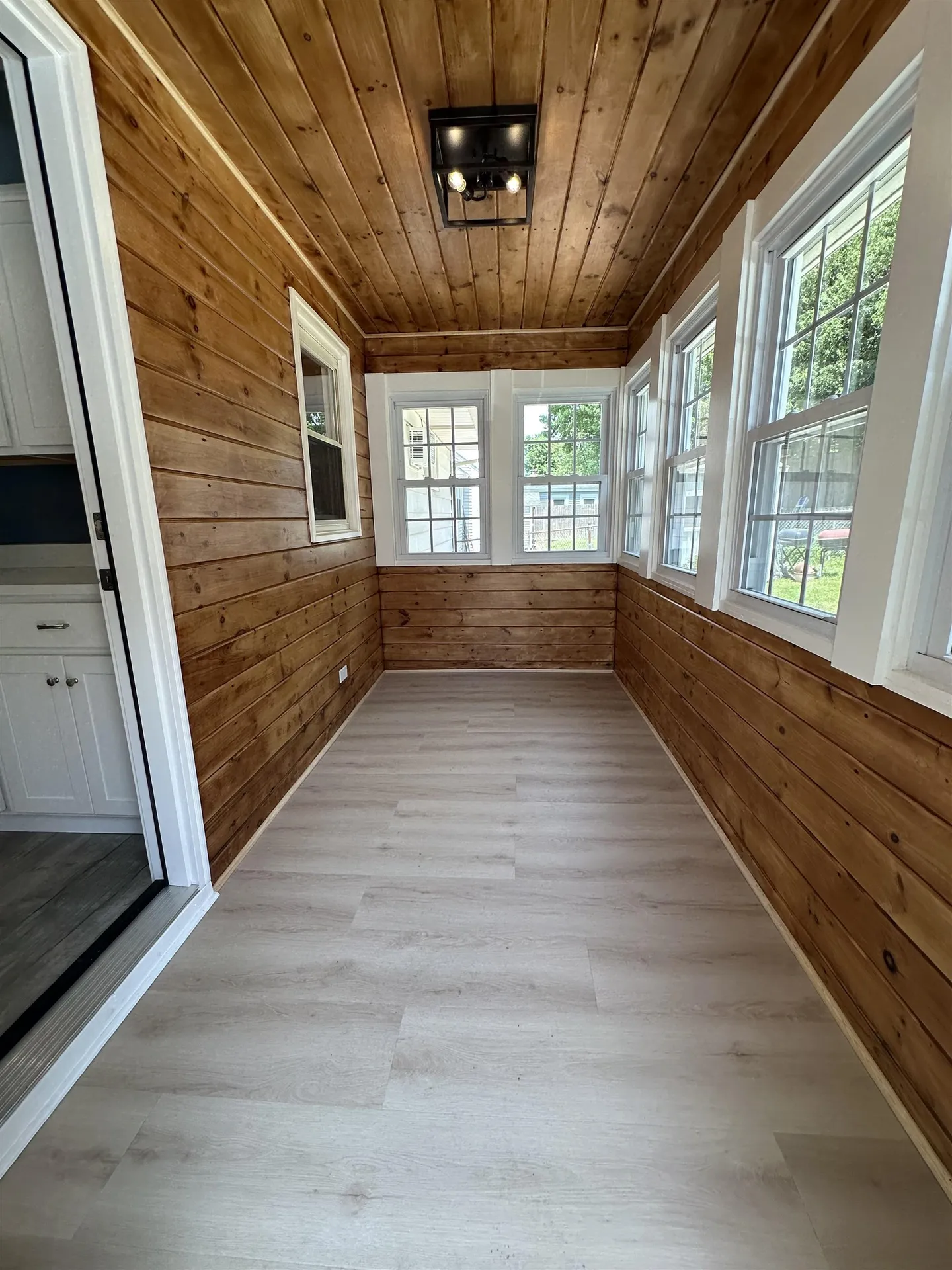 695 Calef Road Manchester NH 03103