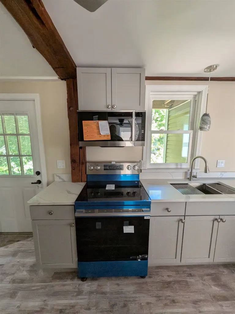 61 Island Street Wilton NH 03086