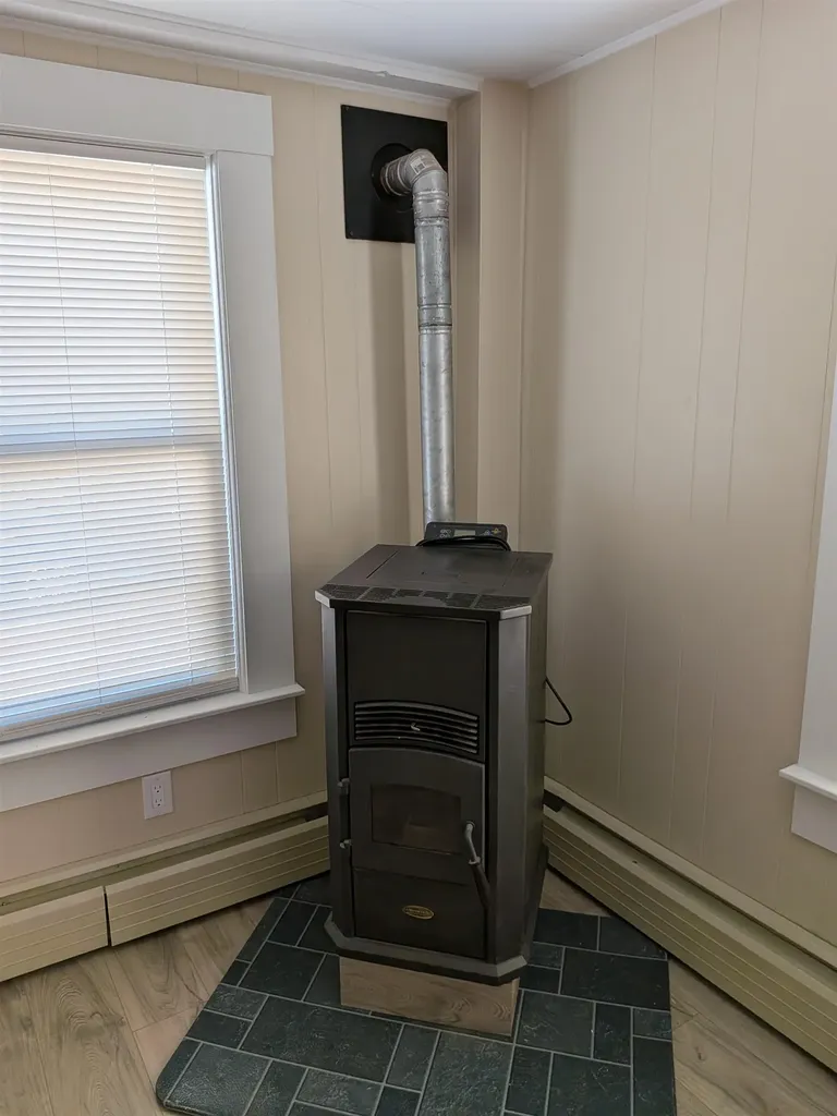 61 Island Street Wilton NH 03086