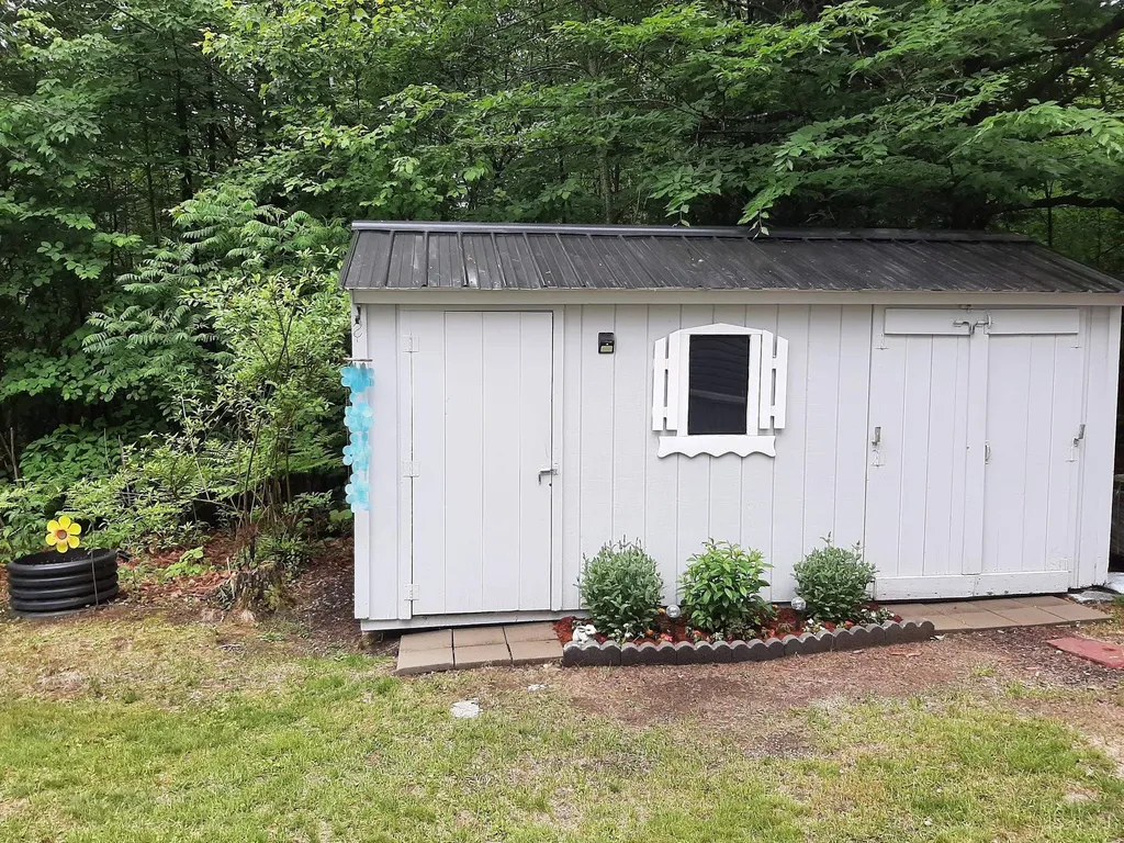 15 Loon Mountain Lane Conway NH 03813