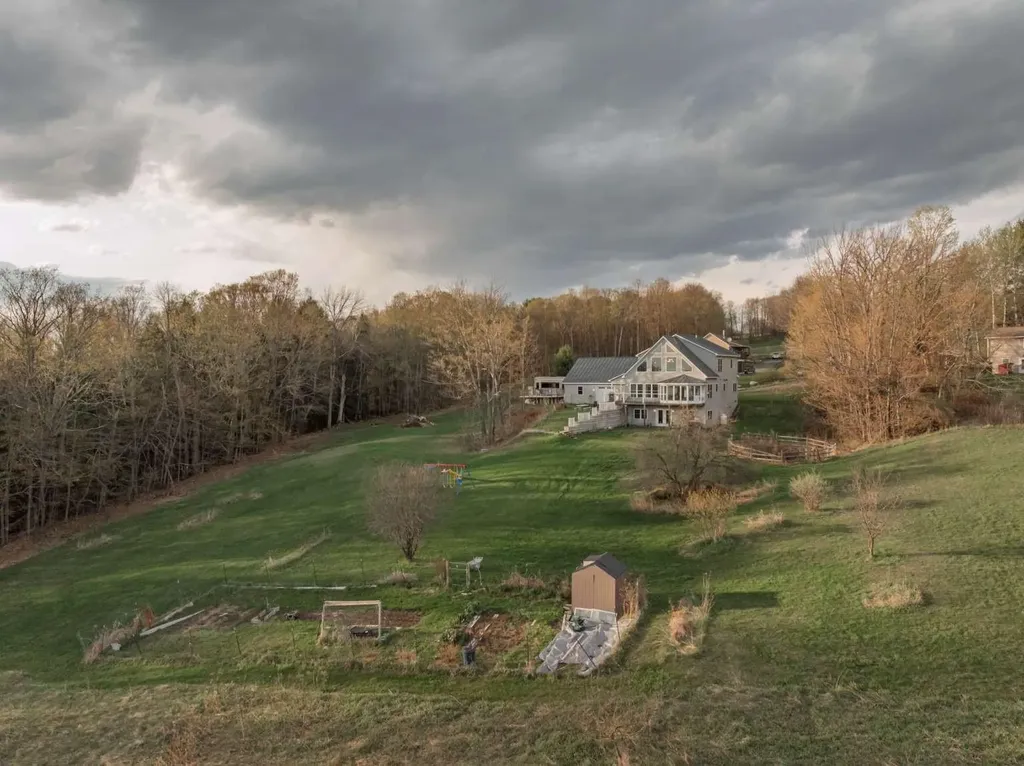 62 Phelps Road Barre Town VT 05641