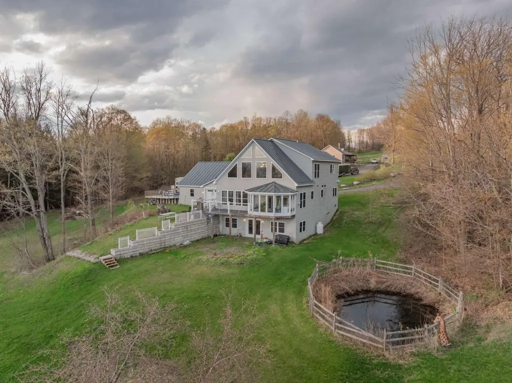 62 Phelps Road Barre Town VT 05641