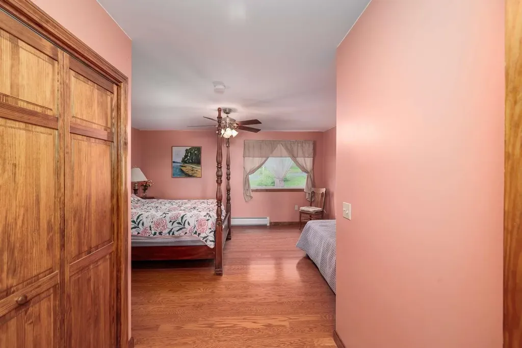 62 Phelps Road Barre Town VT 05641