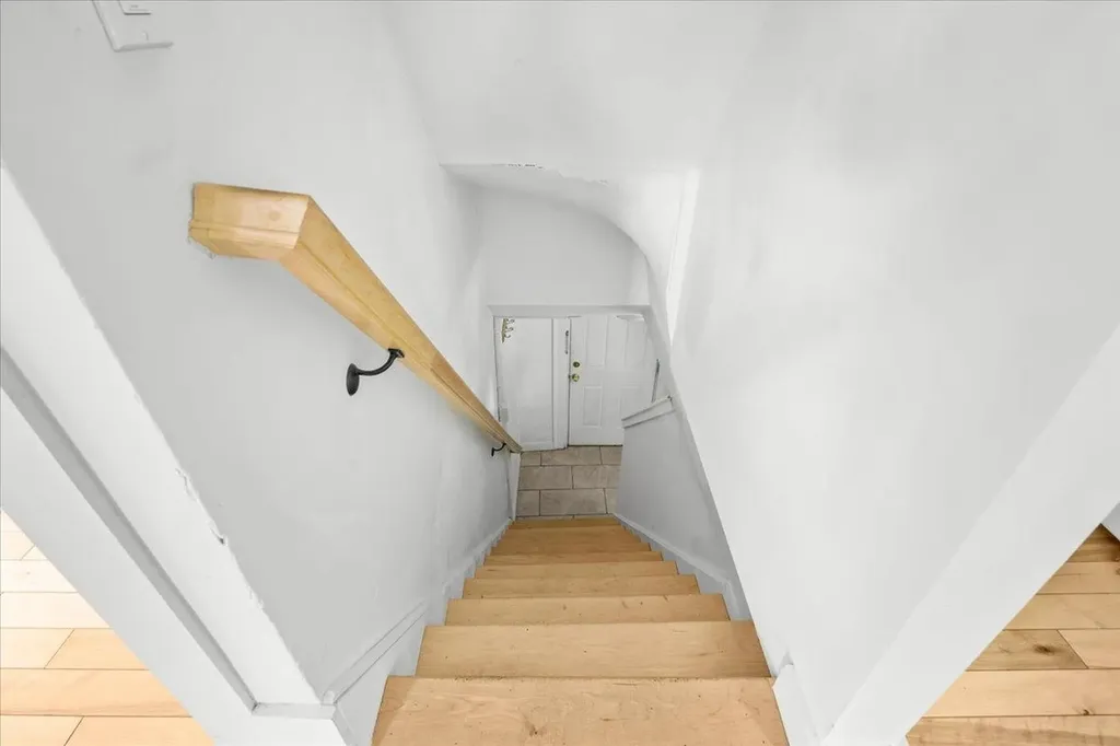 272 South Winooski Avenue Burlington VT 05401