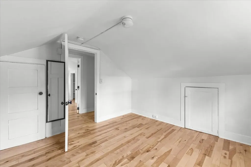 272 South Winooski Avenue Burlington VT 05401