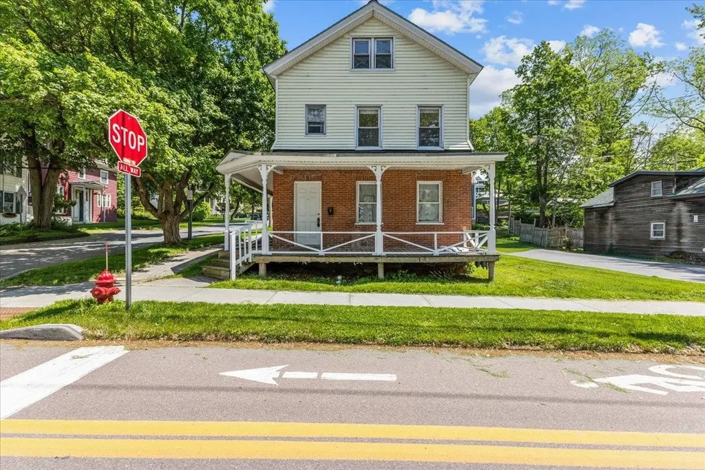 272 South Winooski Avenue Burlington VT 05401