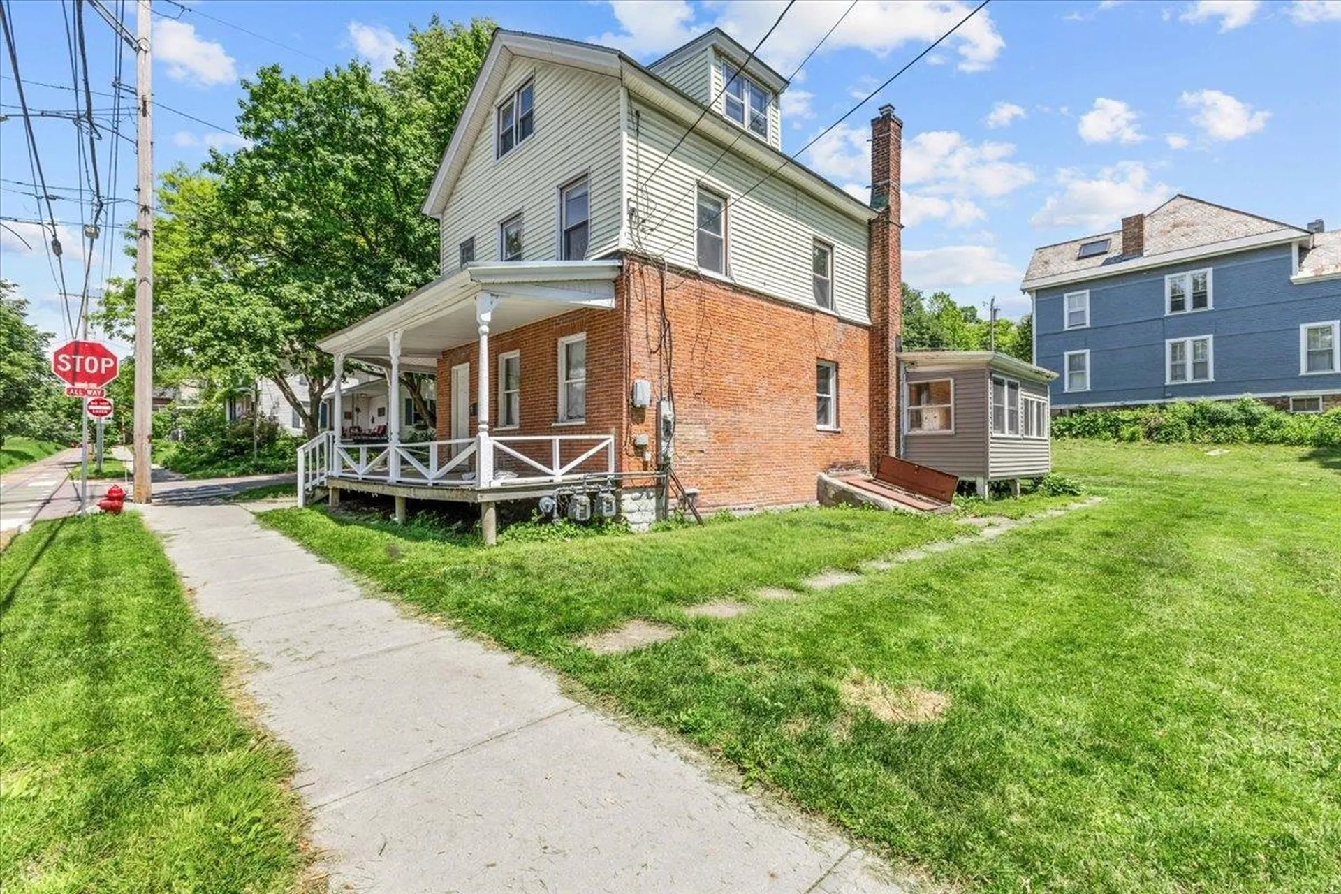 Burlington VT, 272 South Winooski Avenue
