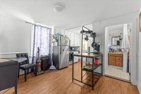 272 South Winooski Avenue Burlington VT 05401