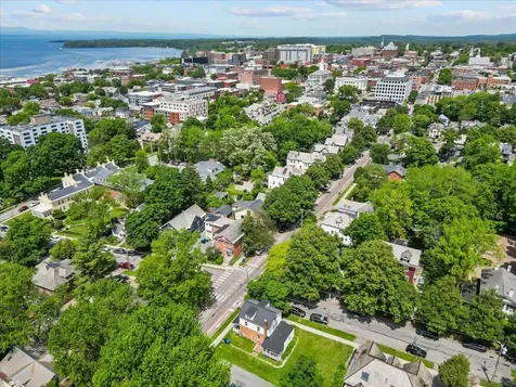 272 South Winooski Avenue Burlington VT 05401