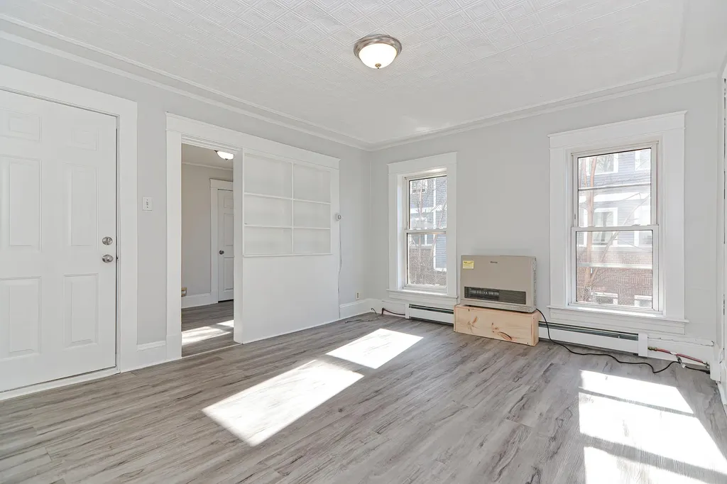 8-10 Arch Street Laconia NH 03246