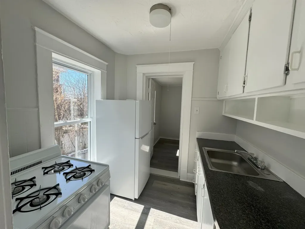 8-10 Arch Street Laconia NH 03246