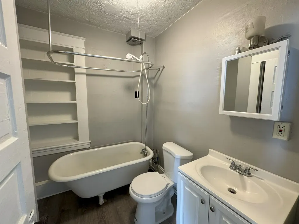 8-10 Arch Street Laconia NH 03246