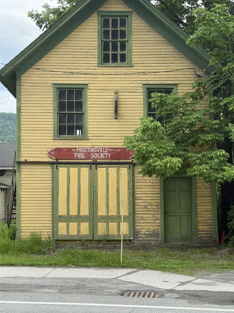 406 Main Street Cavendish VT 05142