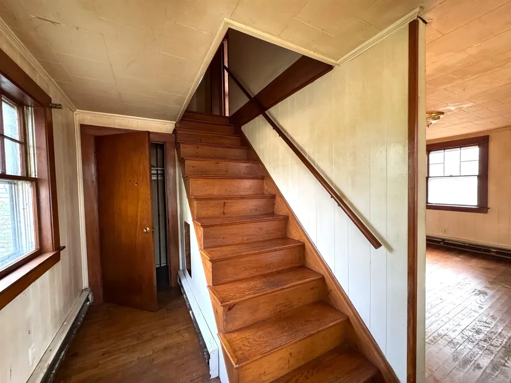 1731 East Main Street Conway NH 03813