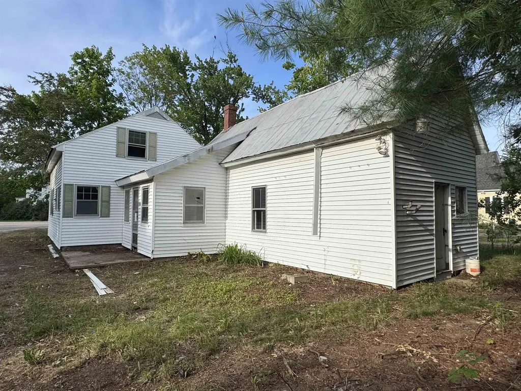 1731 East Main Street Conway NH 03813