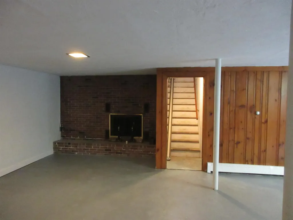 383 Rowe Avenue Pembroke NH 03275