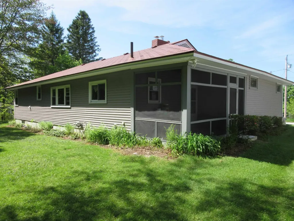 383 Rowe Avenue Pembroke NH 03275