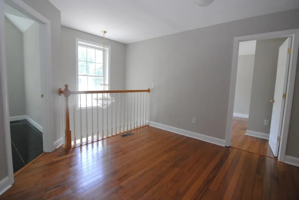 46 Cherrywood Drive Nashua NH 03062