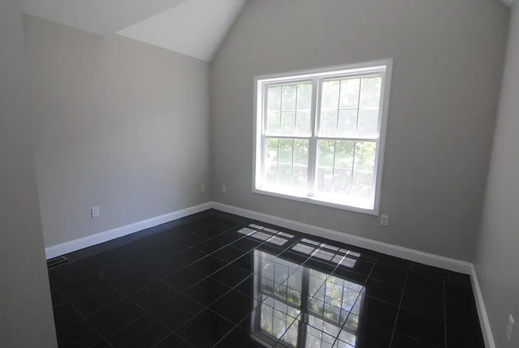 46 Cherrywood Drive Nashua NH 03062