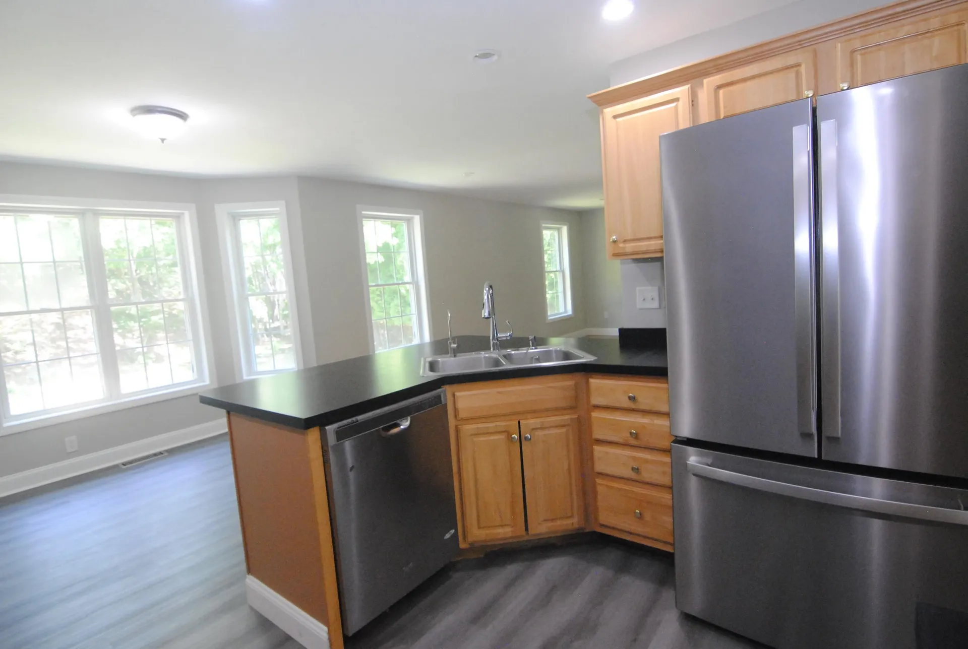 46 Cherrywood Drive Nashua NH 03062
