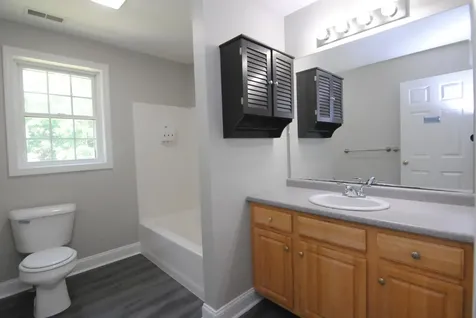 46 Cherrywood Drive Nashua NH 03062