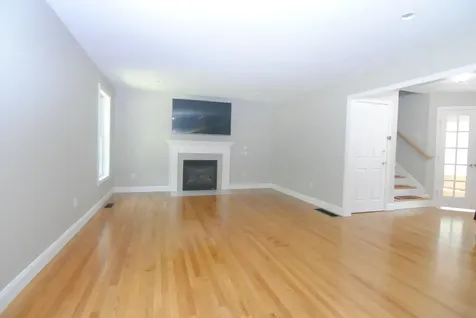 46 Cherrywood Drive Nashua NH 03062