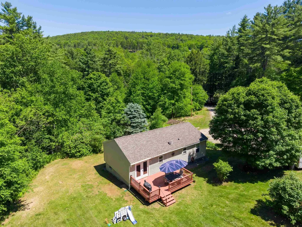 94 Hill Road Alstead NH 03602