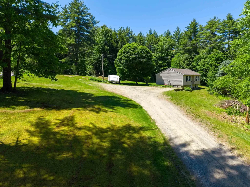 94 Hill Road Alstead NH 03602