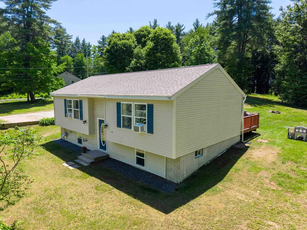 94 Hill Road Alstead NH 03602