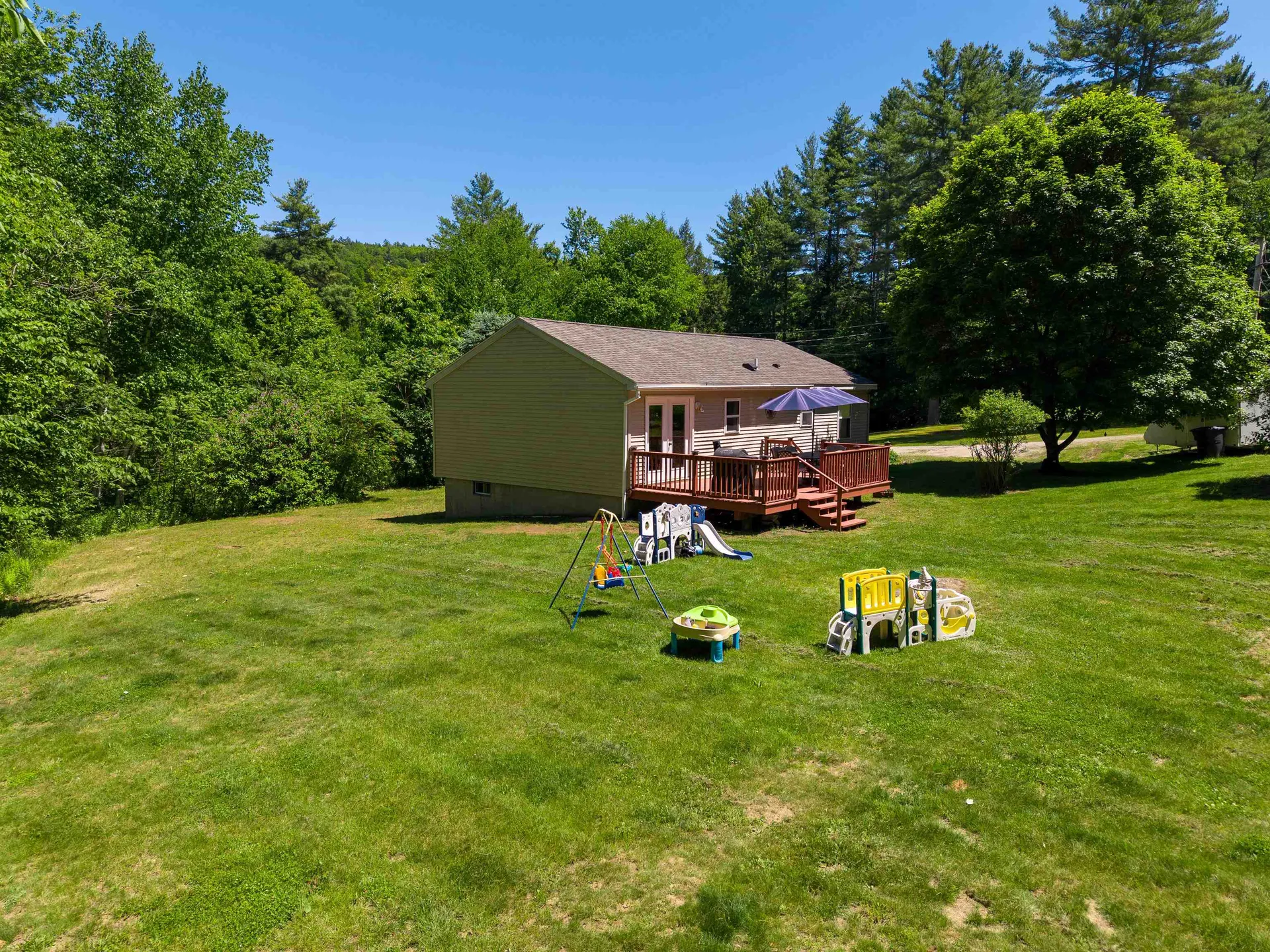 94 Hill Road Alstead NH 03602
