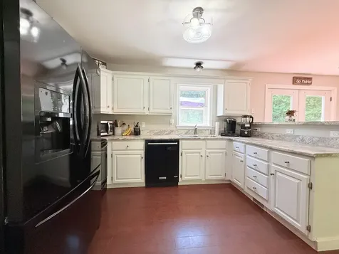 94 Hill Road Alstead NH 03602