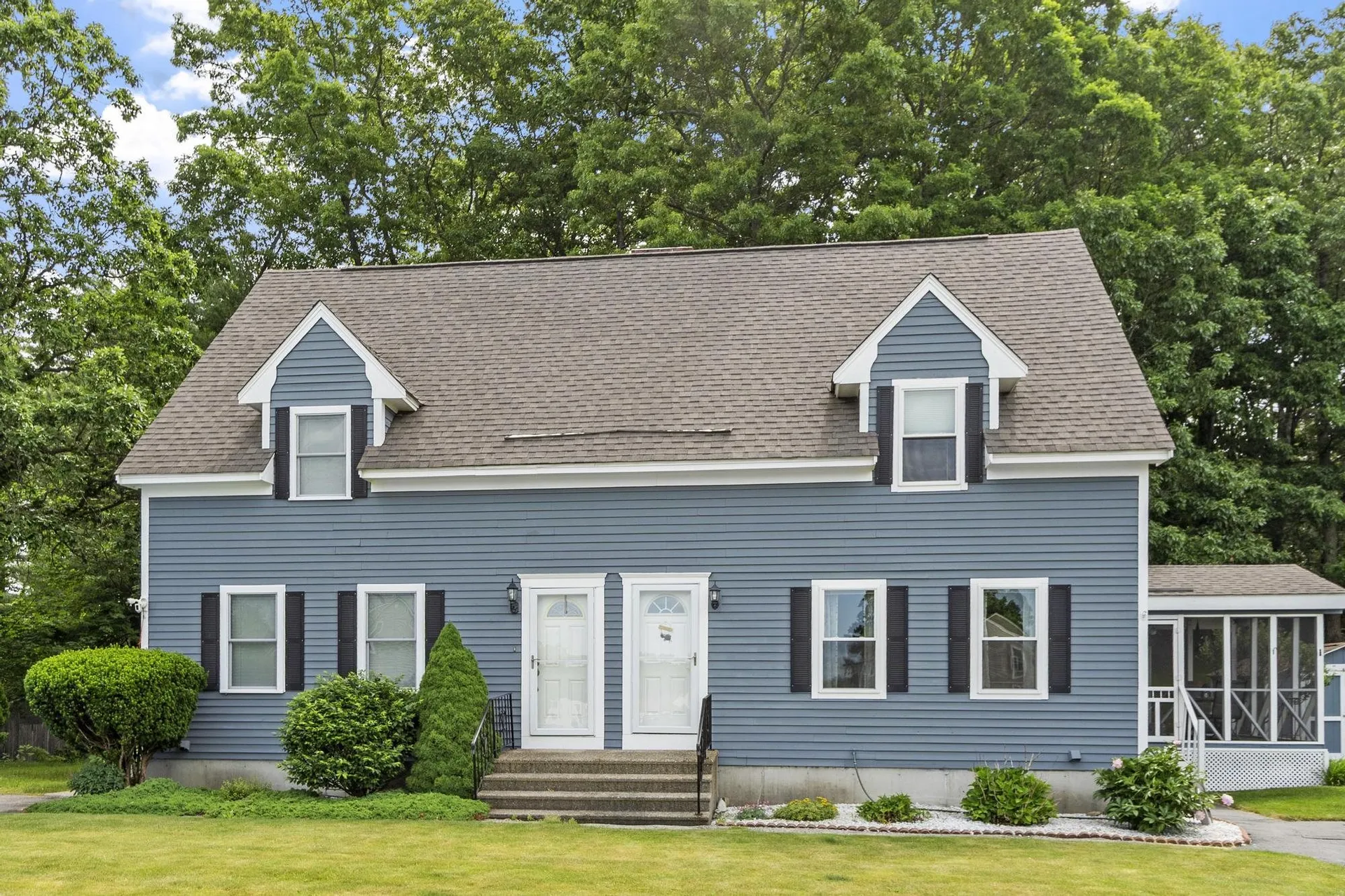 31 Tigertail Circle Derry NH 03038