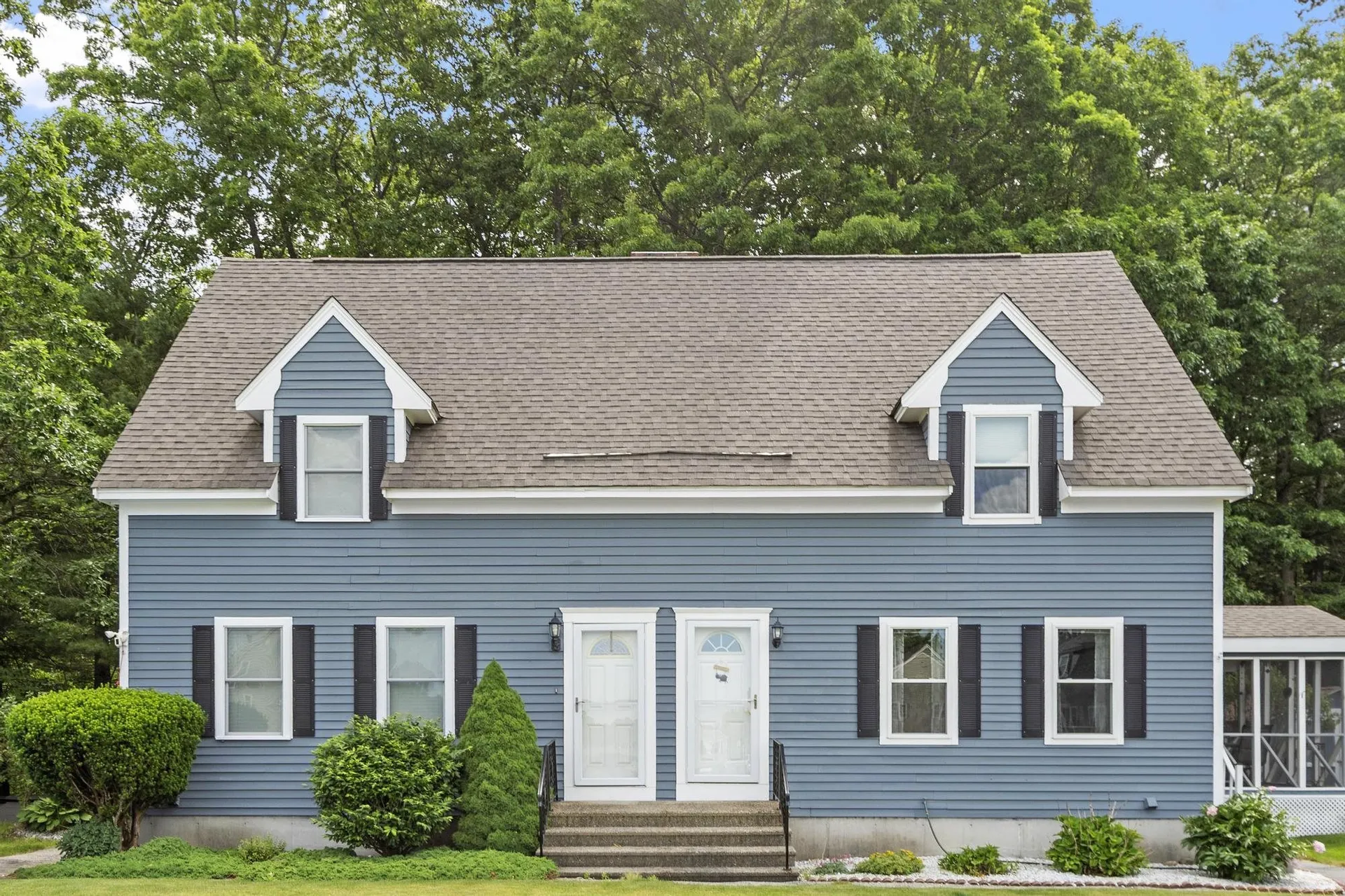 31 Tigertail Circle Derry NH 03038