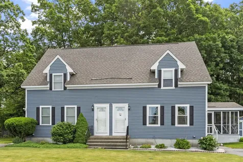 31 Tigertail Circle Derry NH 03038