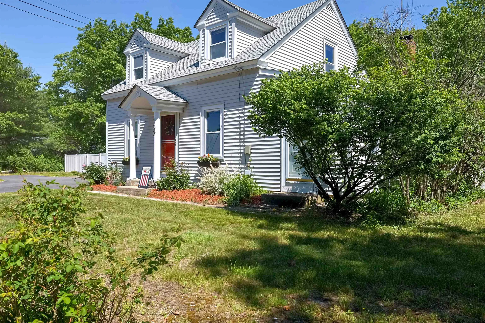 109 Baboosic Lake Road Merrimack NH 03054