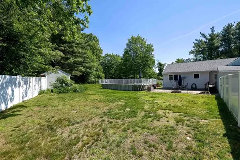 109 Baboosic Lake Road Merrimack NH 03054
