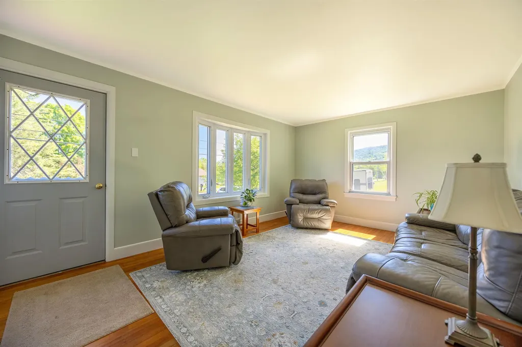 1272 Concord Avenue St. Johnsbury VT 05819
